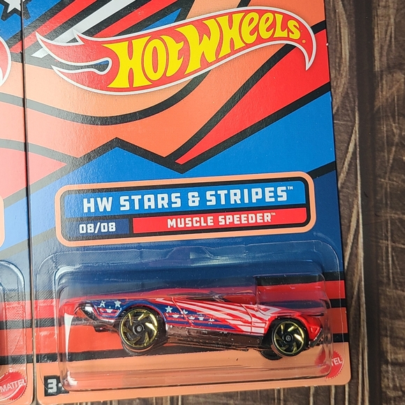 Hot Wheels Stars & Stripes Set - Picture 9 of 9
